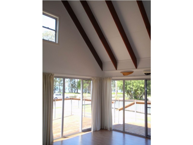 109 Cook Parade, Lemon Tree Passage NSW 2319