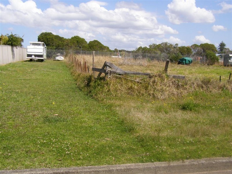 35  Frederick Drive, Oyster Cove NSW 2318