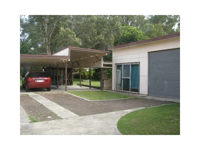62 Peace Parade, Tanilba Bay NSW 2319