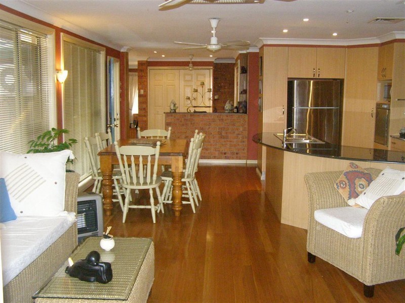 6 Caswell Crescent, Tanilba Bay NSW 2319