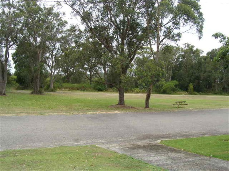 12 Beach Road, Lemon Tree Passage NSW 2319