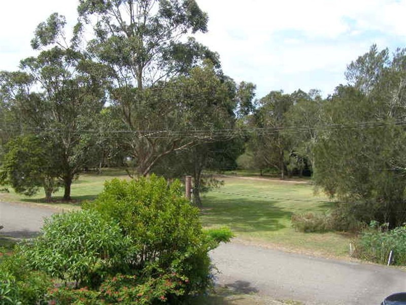 12 Beach Road, Lemon Tree Passage NSW 2319