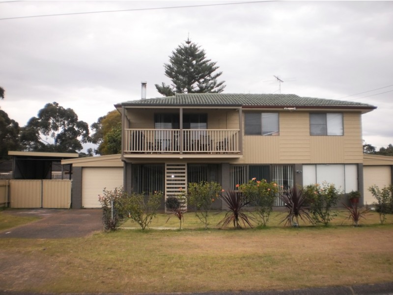 75 Clemenceau Crescent, Tanilba Bay NSW 2319
