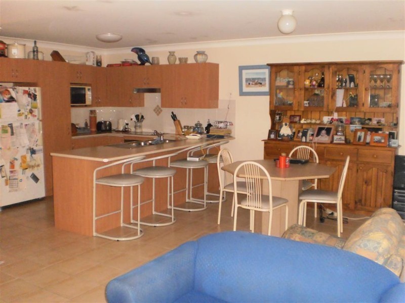 14a Brittania Drive, Tanilba Bay NSW 2319