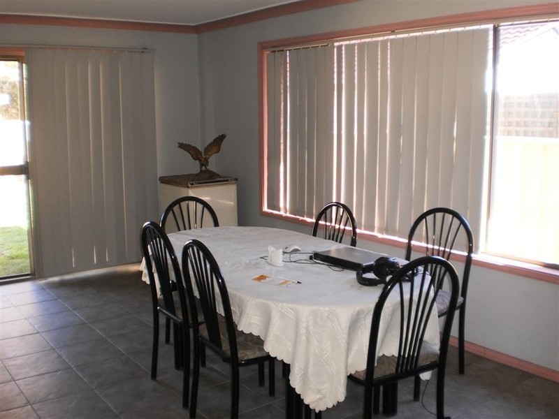 16 Lloyd George Grove, Tanilba Bay NSW 2319