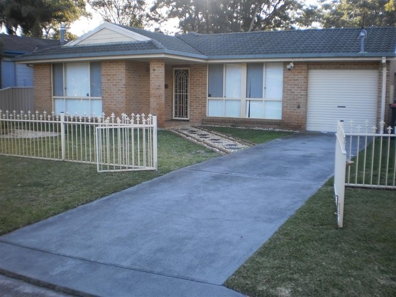 41 Boyd Avenue, Lemon Tree Passage NSW 2319