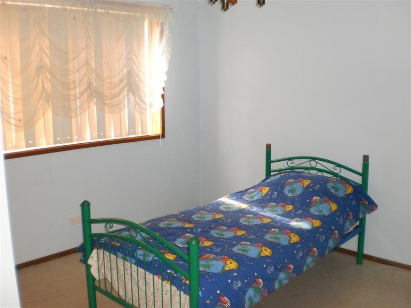 75 Avenue of the Allies, Tanilba Bay NSW 2319