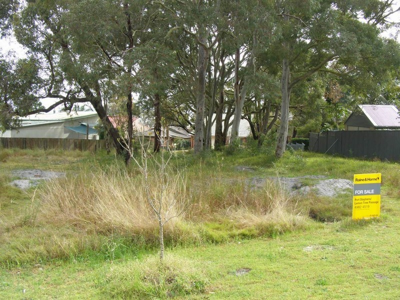 36 King Albert Avenue, Tanilba Bay NSW 2319