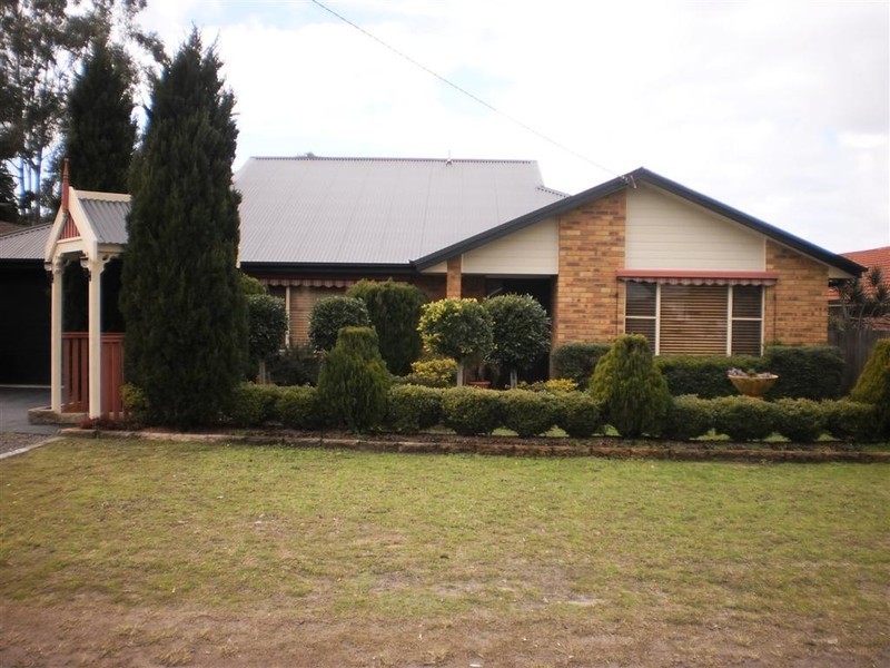 6 Wychewood Avenue, Mallabula NSW 2319