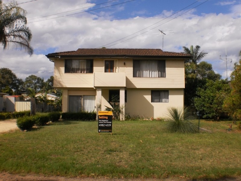 21 Lloyd George Grove, Tanilba Bay NSW 2319