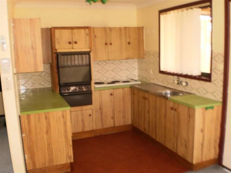 21 Lloyd George Grove, Tanilba Bay NSW 2319