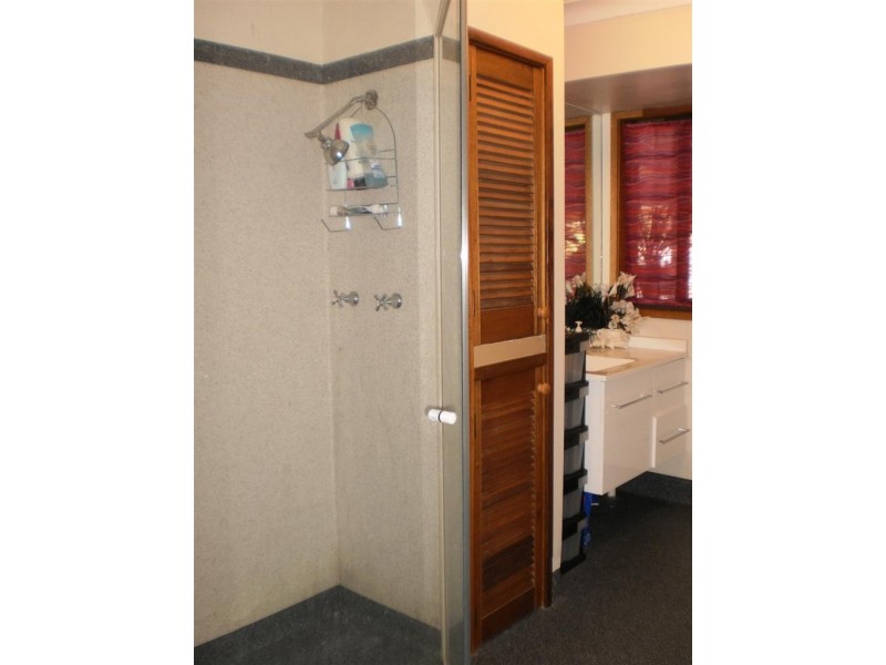 42 Clemenceau Crescent, Tanilba Bay NSW 2319