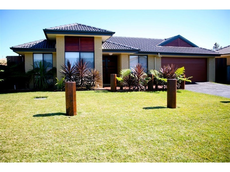 9 Stuarts Way, Tanilba Bay NSW 2319