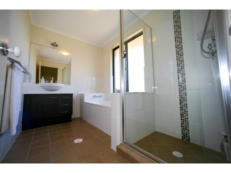 9 Stuarts Way, Tanilba Bay NSW 2319