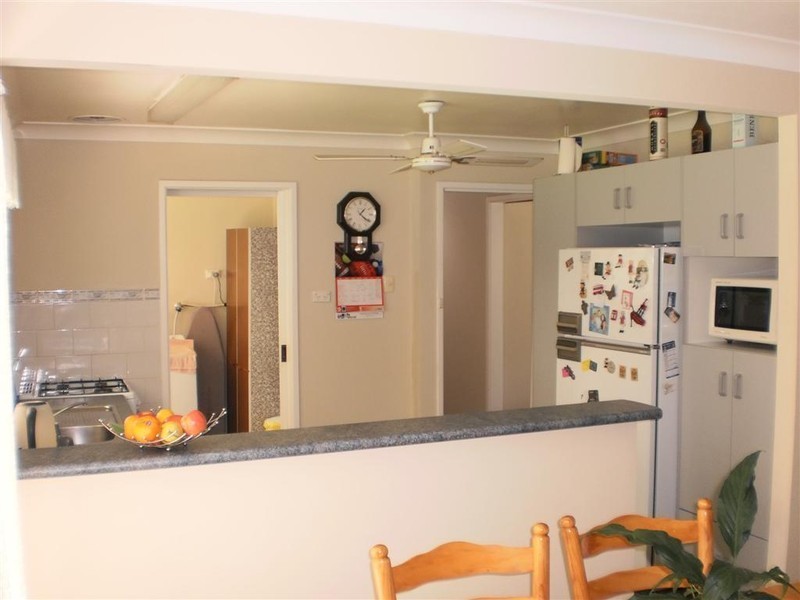 1 Brownes Road, Salt Ash NSW 2318