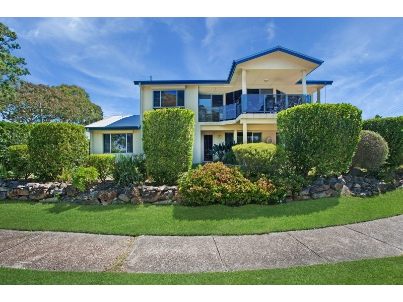 42 Caswell Crescent, Tanilba Bay NSW 2319