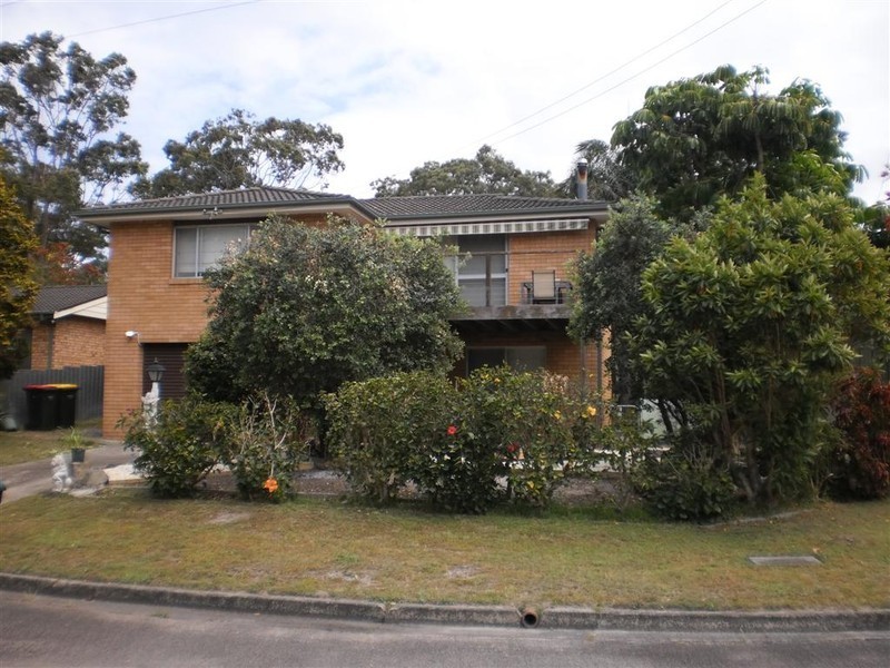 2 Beach Road, Lemon Tree Passage NSW 2319