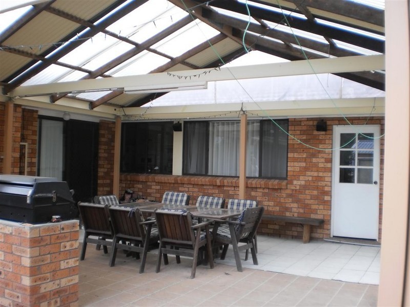 4 Navy Nook, Tanilba Bay NSW 2319