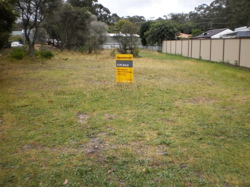 62 Meredith Avenue, Lemon Tree Passage NSW 2319