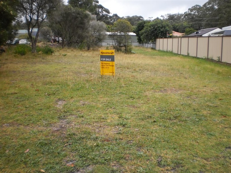 62 Meredith Avenue, Lemon Tree Passage NSW 2319