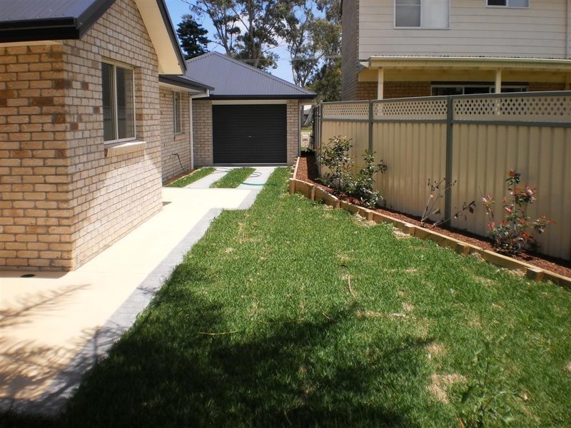 17A Lloyd George Grove, Tanilba Bay NSW 2319