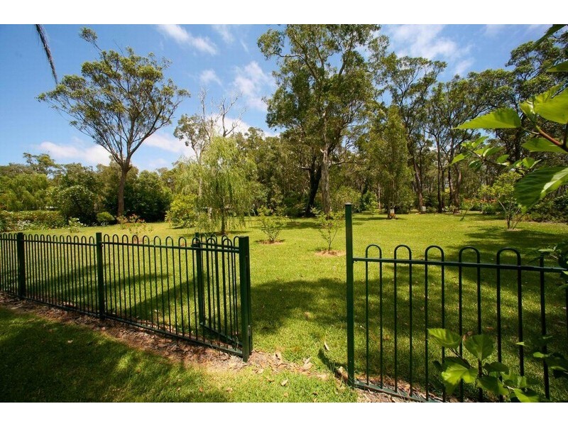 33 Rookes Road, Salt Ash NSW 2318