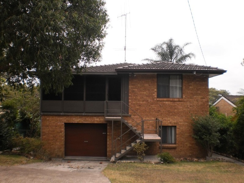 8 Dean Pde, Lemon Tree Passage NSW 2319