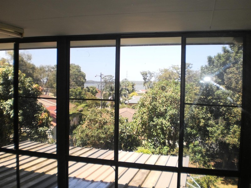 8 Dean Pde, Lemon Tree Passage NSW 2319