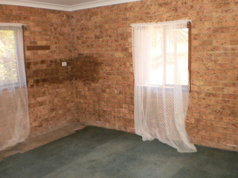 8 Dean Pde, Lemon Tree Passage NSW 2319