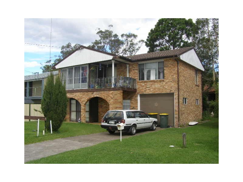 30 Peace Parade, Tanilba Bay NSW 2319