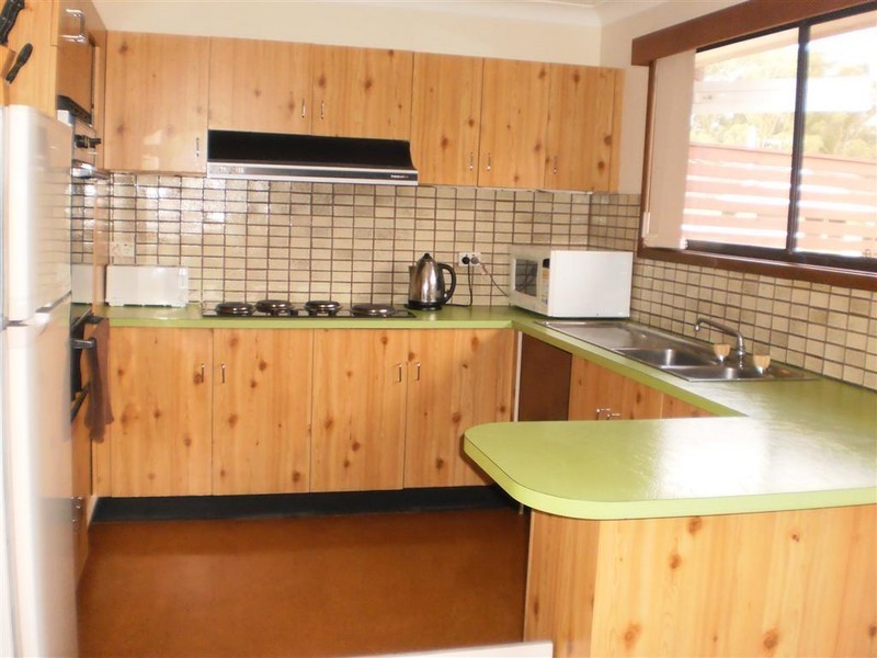 38 Boyd Avenue, Lemon Tree Passage NSW 2319