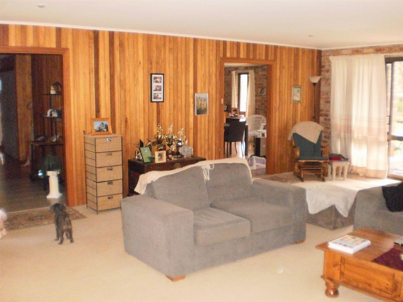 19 Brownes Road, Salt Ash NSW 2318