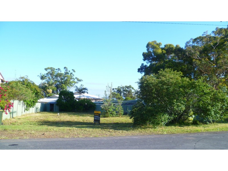 38 King Albert Avenue, Tanilba Bay NSW 2319
