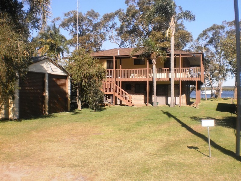 14 Rose Street, Lemon Tree Passage NSW 2319
