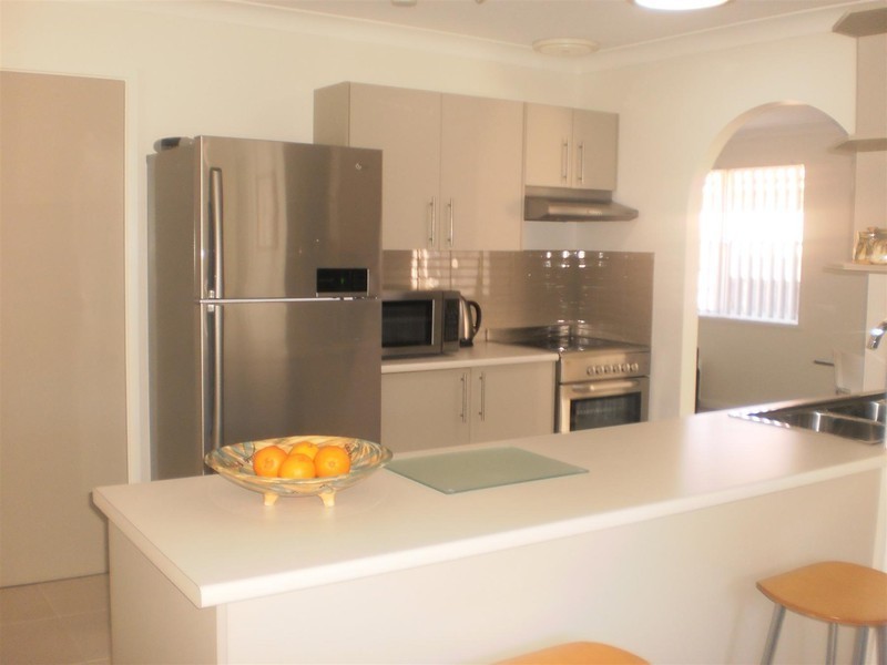 16 Northumberland Avenue, Lemon Tree Passage NSW 2319