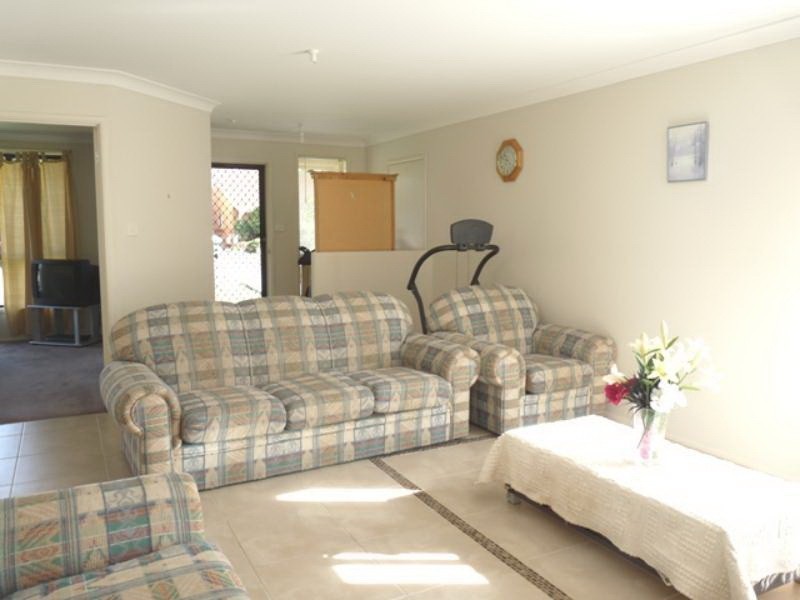 9 Boyd Avenue, Lemon Tree Passage NSW 2319