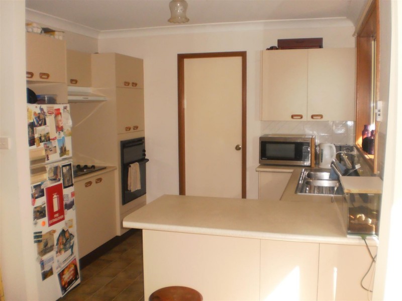 2 / 4A Blanch Street, Lemon Tree Passage NSW 2319