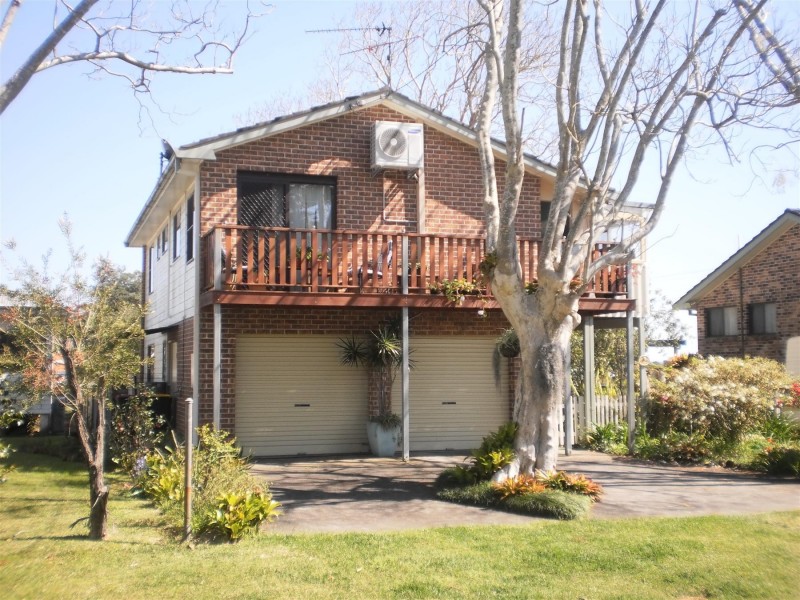 16 Avenue of the Allies, Tanilba Bay NSW 2319