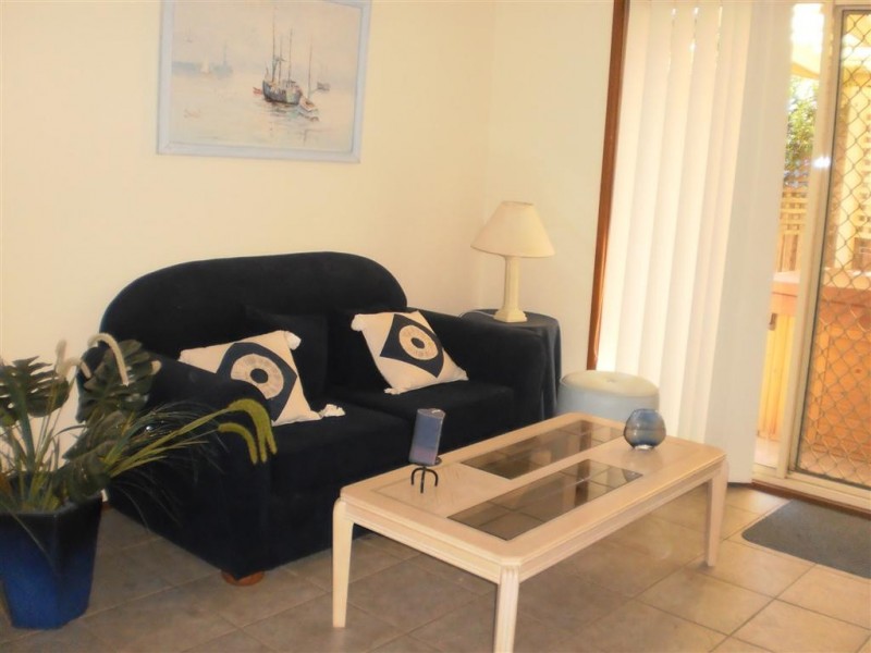 72 Avenue Of The Allies, Tanilba Bay NSW 2319