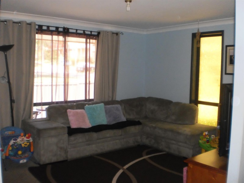 25 Tanilba Road, Mallabula NSW 2319