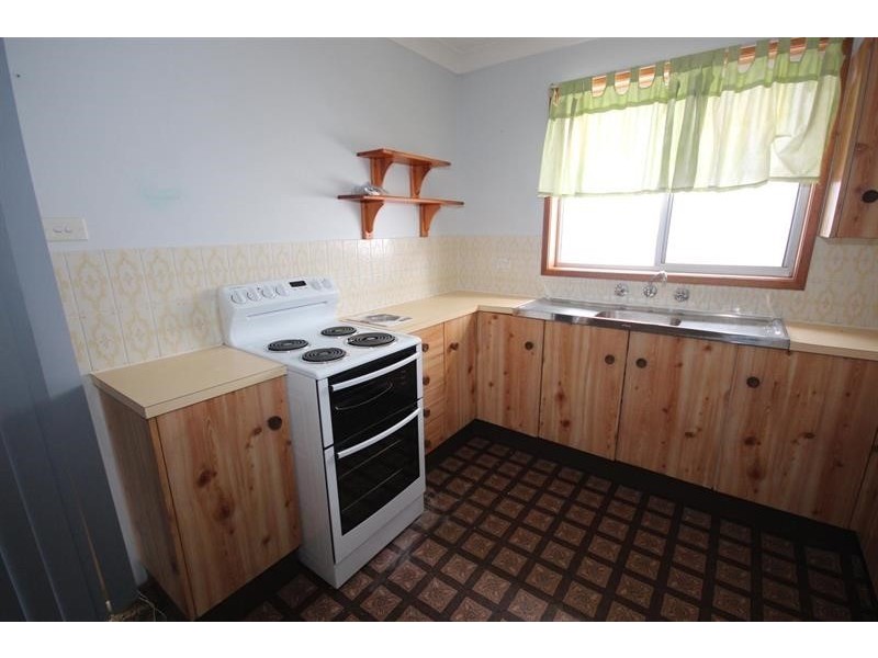 80 King Albert Avenue, Tanilba Bay NSW 2319