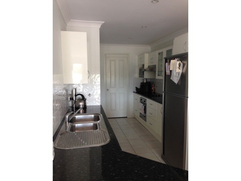 14 Wychewood Avenue, Mallabula NSW 2319