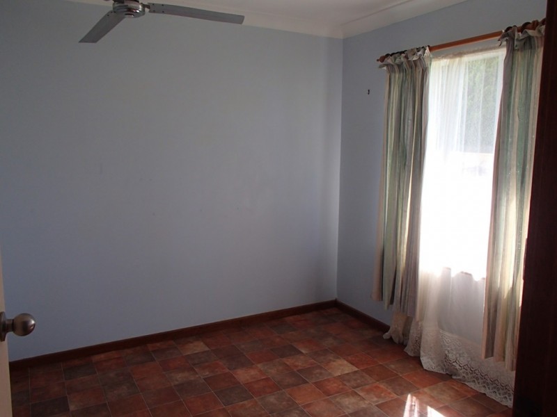 37 President Wilson Walk, Tanilba Bay NSW 2319