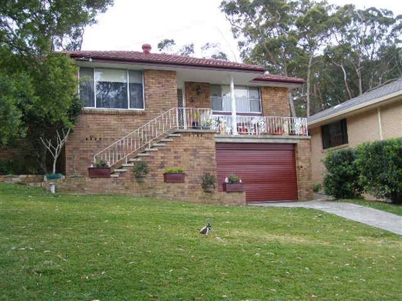 18 Helen Avenue, Lemon Tree Passage NSW 2319