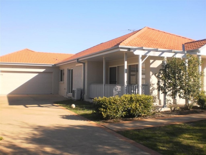 100 Diggers Drive, Tanilba Bay NSW 2319