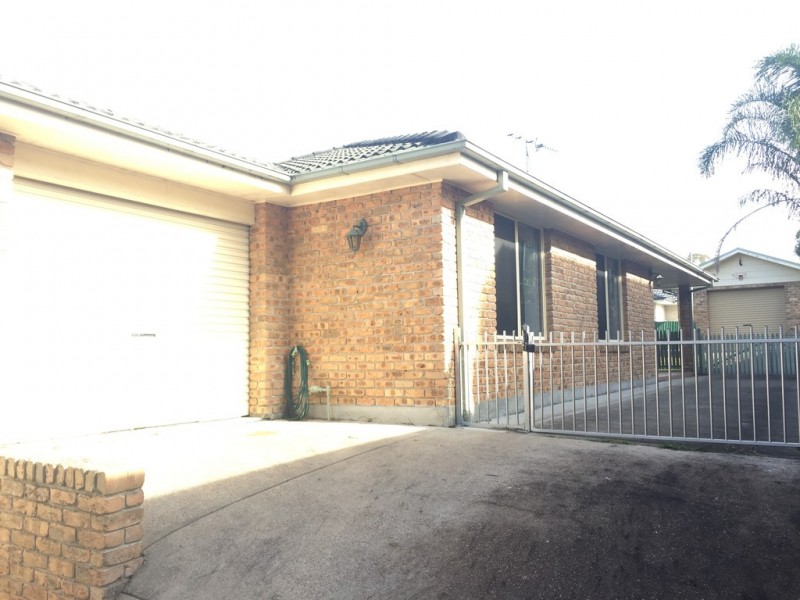 2/6 Johnson Parade, Lemon Tree Passage NSW 2319