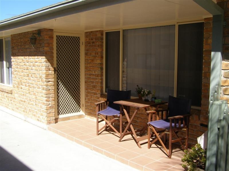 2/6 Johnson Parade, Lemon Tree Passage NSW 2319