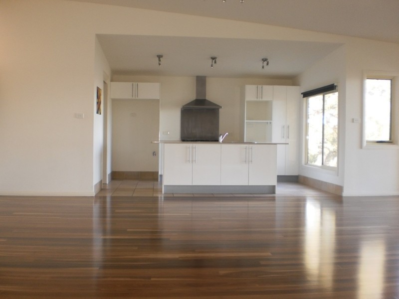 34 The Parkway, Mallabula NSW 2319