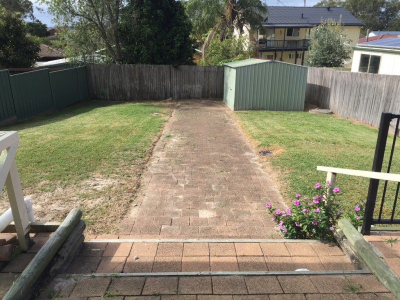 6 Dean Parade, Lemon Tree Passage NSW 2319