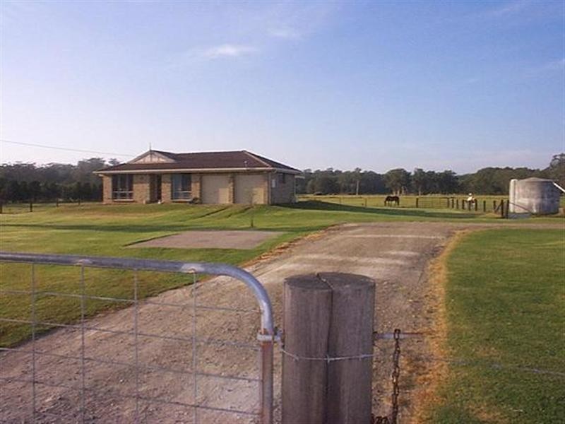2892 Nelson Bay Road, Salt Ash NSW 2318